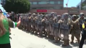 Proteste in Los Angeles: Nationalgardisten drängen Demonstranten zurück