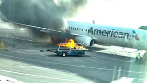 American Airlines-Maschine fängt Feuer – Passagiere über Tragfläche evakuiert