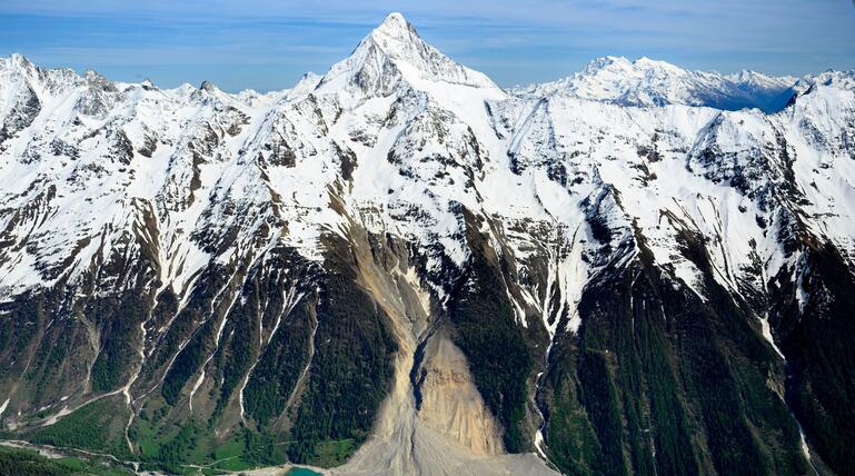 Felssturz und Gletscherabbruch im Lötschental