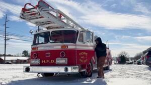 Feuerrote Hilfe in Eis und Schnee