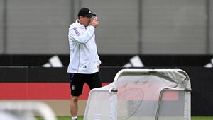 Training Fußball Nationalmannschaft Männer
