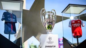 Vor dem Champions League Finale Paris Saint-Germain - FC Arsenal