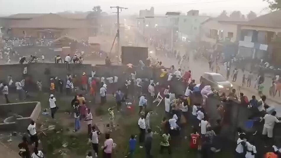 Tote nach Massenpanik in Fußballstadion in Guinea