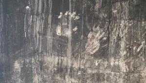 Handabdrücke im Grenfell Tower