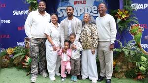 Michael B. Jordan (Mitte) mit seiner Familie.