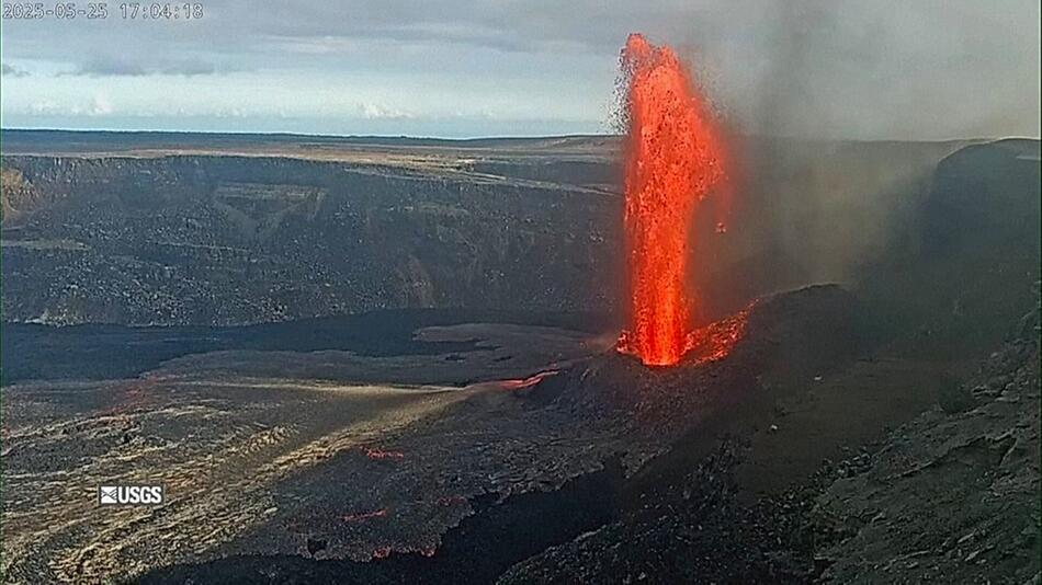 Sprudelnde Lava-Fontäne: Erneute Aktivität im Kilauea-Vulkan