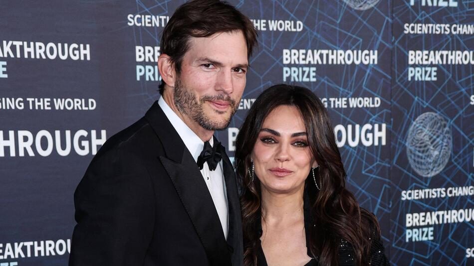 Ashton Kutcher und Mila Kunis