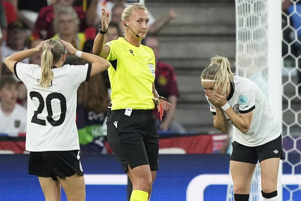 Kathrin Hendrich