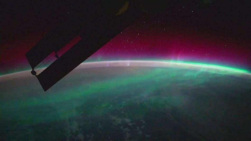 Leuchten im Weltall: Astronaut filmt Polarlichter über Südostasien und Australien