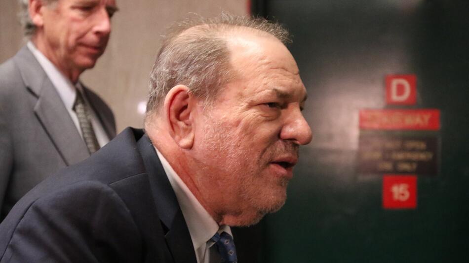 Harvey Weinstein auf dem Weg ins Gericht im Februar 2020.