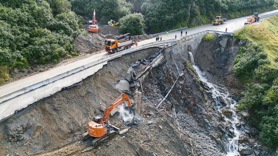 Am Arlberg laufen die Arbeiten an der Passstraße auf Hochtouren