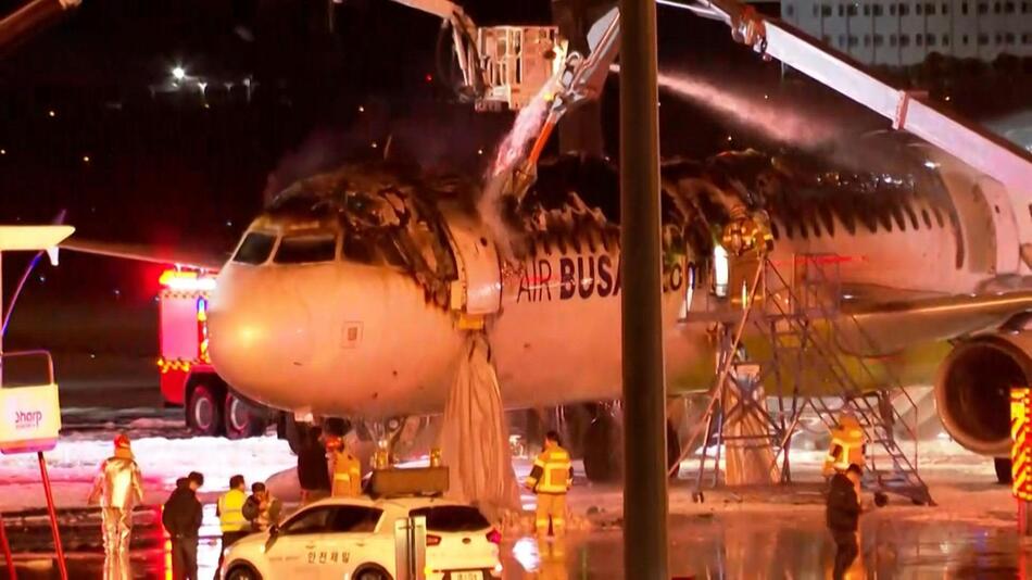 Das Feuer war am Heck der Air-Busan-Maschine ausgebrochen.