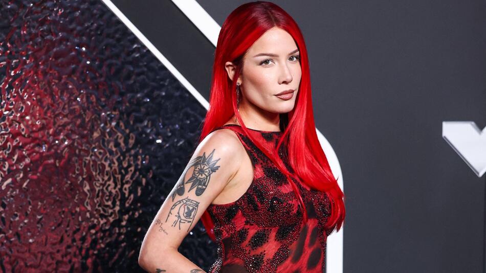 Künstlerin Halsey bei dem MTV Video Music Awards 2024 in New York.