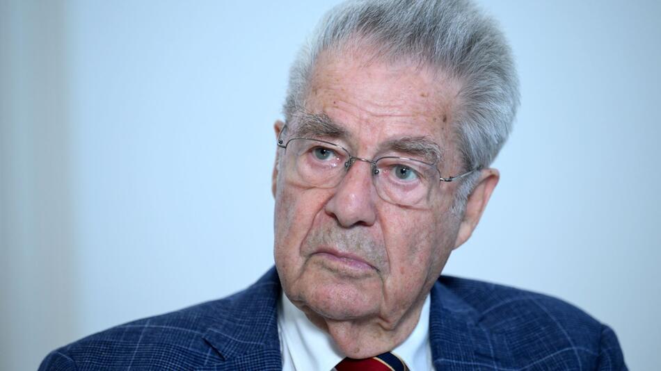 Fischer sieht in Verzicht auf Neutralität auch großen Prestigeverlust
