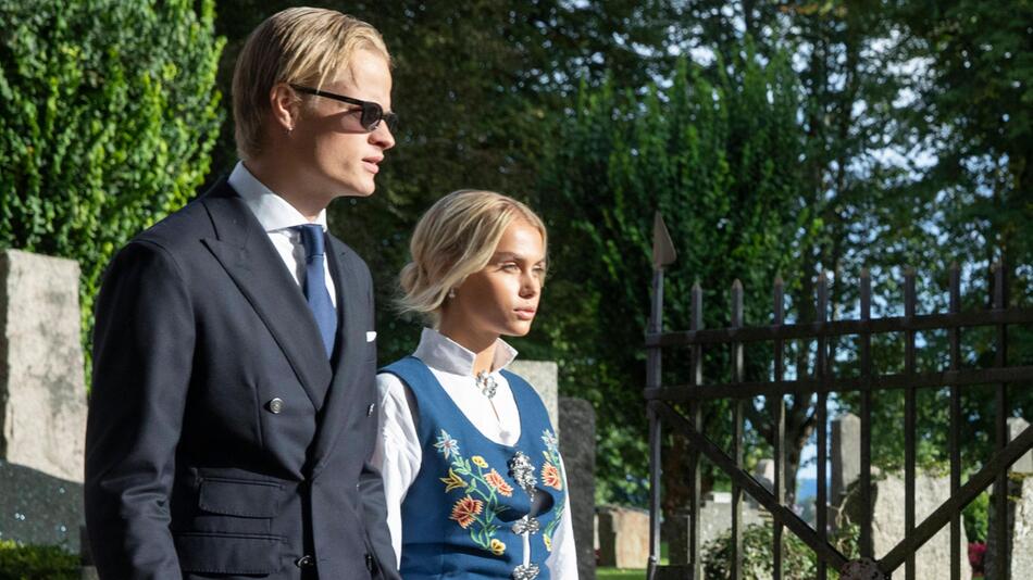 Juliane Snekkestad, Marius Borg Høiby