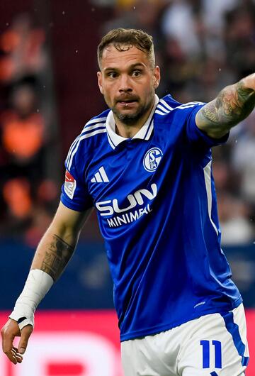 Pierre-Michel Lasogga ist nach sechs Jahren zurück in der 2. Bundesliga.