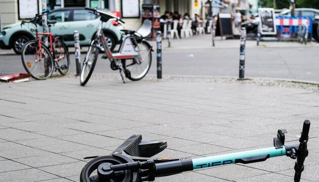 Blindenverband klagt wegen E-Scootern