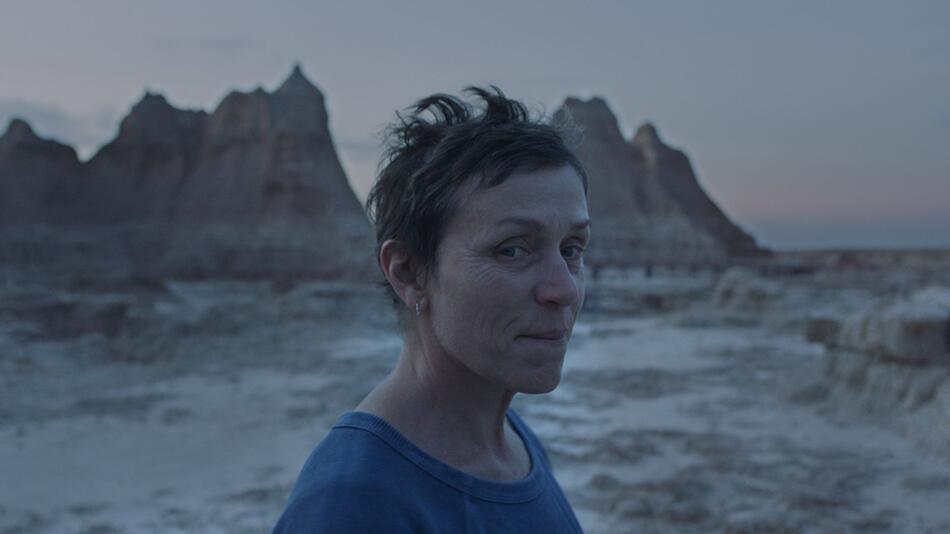 Frances McDormand als Aussteigerin Fern im Oscar-prämierten Drama "Nomadland".