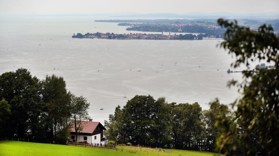 Bei einem Bootsunglück am Bodensee wurde eine Frau getötet