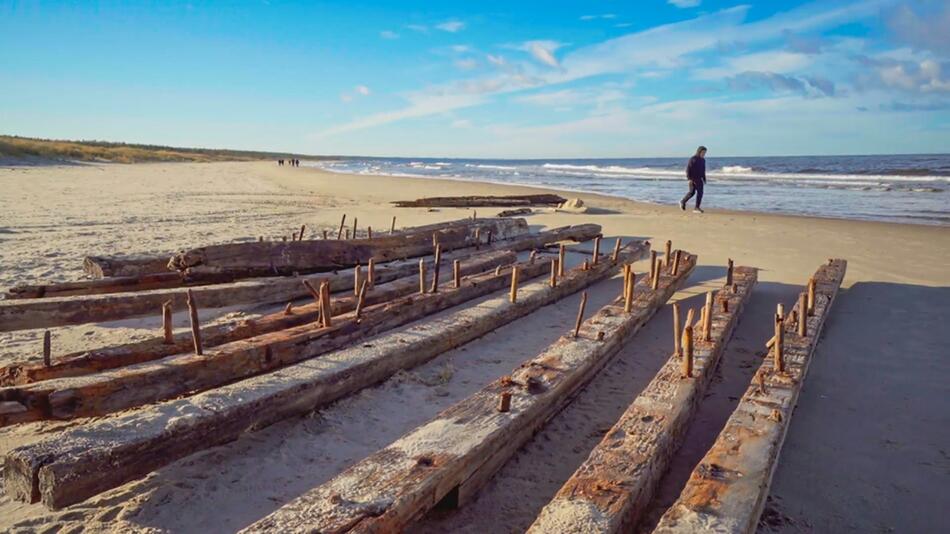 Lettland, Riga, Strand, Ritabulli, Ostsee, Schiff, Wrack, 2021