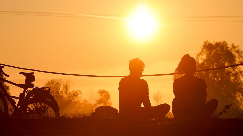 Meditation im Sonnenaufgang