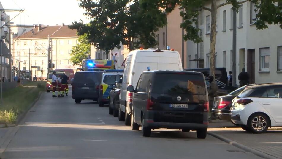 Großeinsatz in Mannheim nach Nachbarschaftsstreit: Spezialkräfte rücken aus