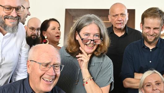 Bürgermeisterin Elke Kahr (KPÖ, Mitte) und Ernest Kaltenegger (links)