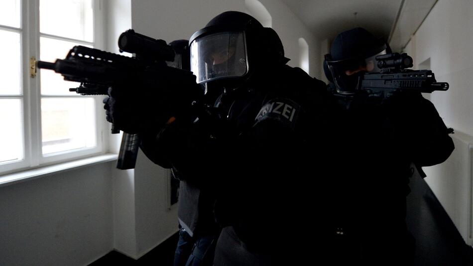 Auch die Cobra war an den Durchsuchungen beteiligt