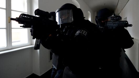 Auch die Cobra war an den Durchsuchungen beteiligt