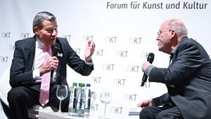 Gäste im Neuen Kunstmuseum