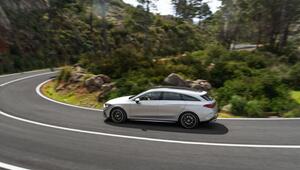 Der elektrische Mercedes-Benz CLA Shooting Brake unterwegs auf Ma
