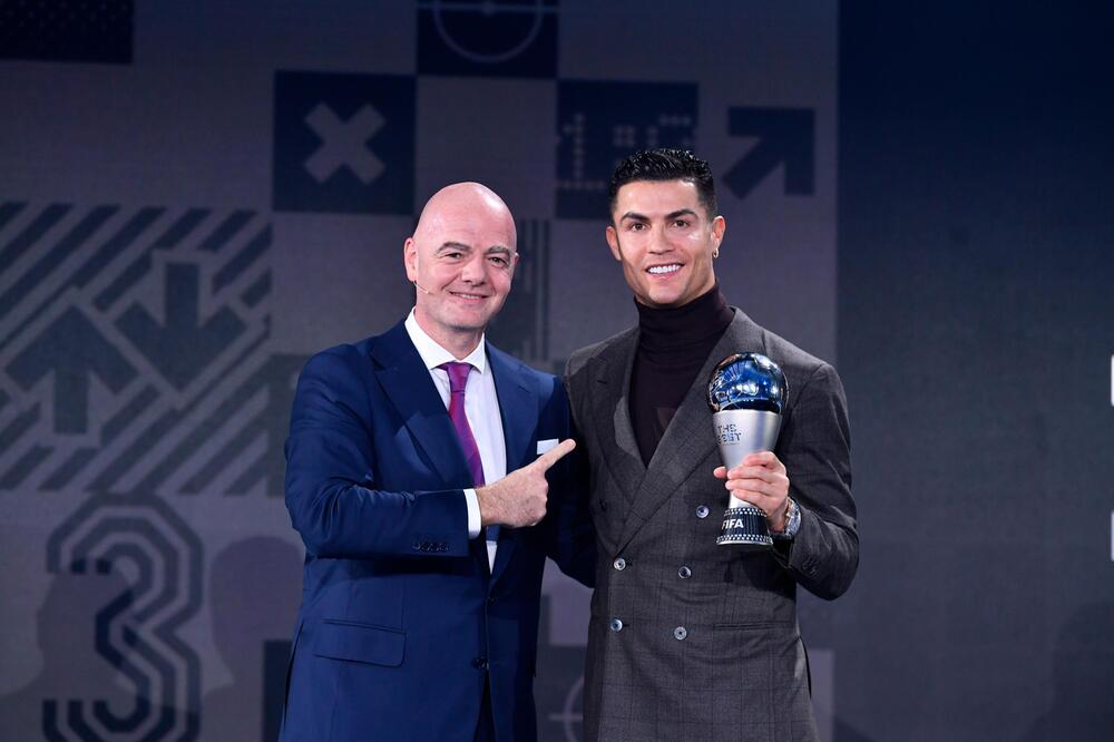 Fifa-Präsident Gianni Infantino und Cristiano Ronaldo bei den Fifa Football Awards 2021