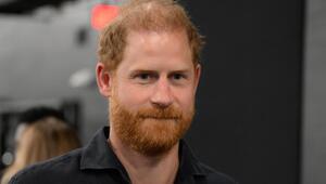 Prinz Harry wurde in den Tower Bridge Studios gesichtet - sein erster öffentlicher Auftritt in ...