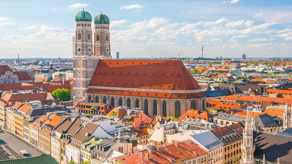 Die Frauenkirche ist eines der Wahrzeichen Münchens.