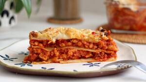 Lasagne ist der Klassiker unter den Wohlfühlgerichten für kalte Wintertage - das geht auch ohne ...