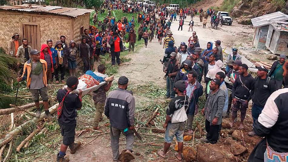 Riesiger Erdrutsch in Papua-Neuguinea