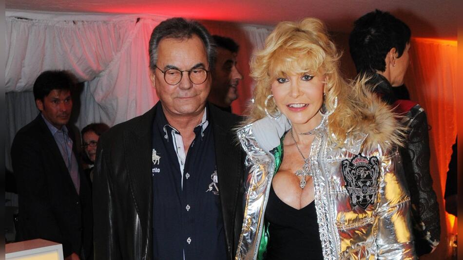 Josef "Dino" Baumberger und Dolly Buster waren seit 1990 ein Paar. Er machte sie mit seinen ...