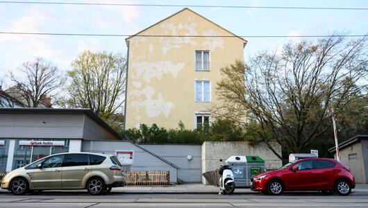 Mann in Wohnhaus in Wien-Penzing getötet