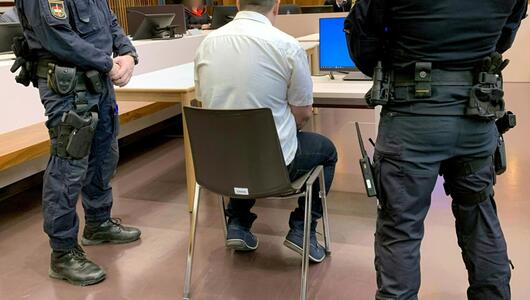 Beschuldiger will Schmerzengeld bezahlen