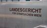 Aufschrift am Landesgericht Wien