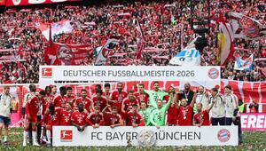 FC Bayern München feiert die Meisterschaft.