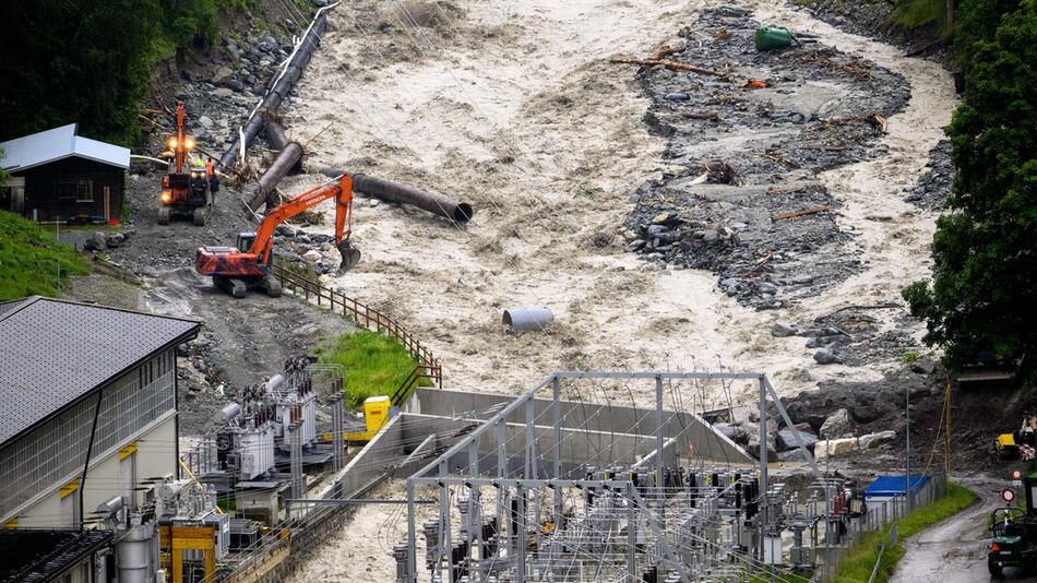 Nach Unwettern in der Schweiz