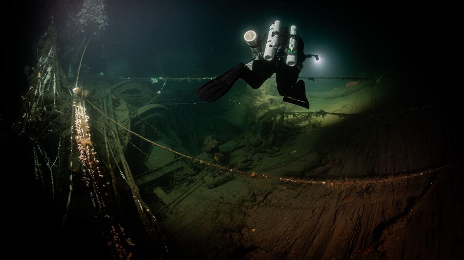 Taucher entdecken Wrack von Schiff aus dem Ersten Weltkrieg