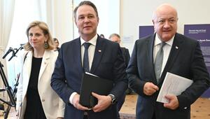 Die Regierung kehrt aus der politsichen Sommerpause zurück
