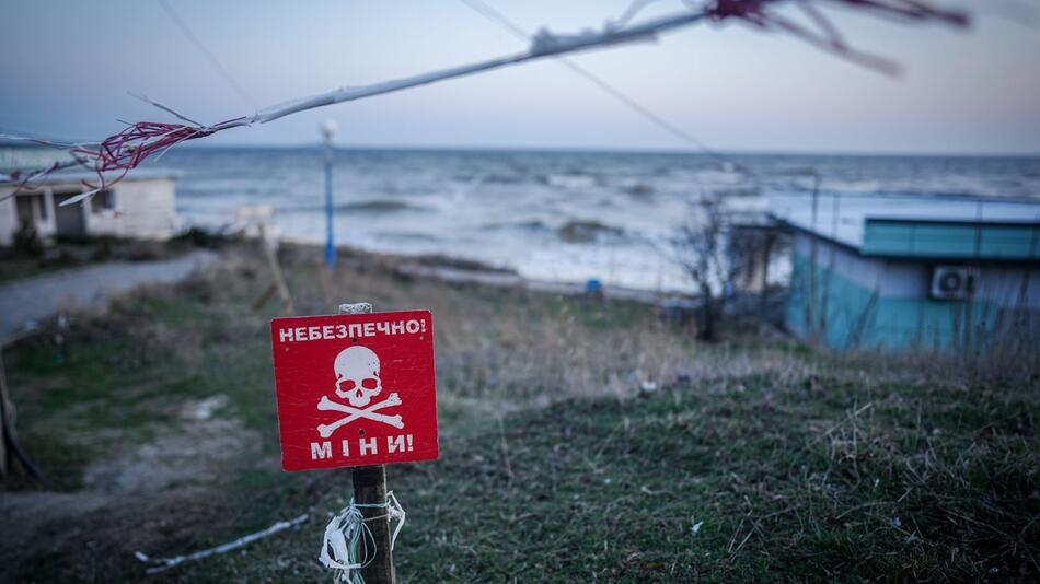 Konferenz zur Minenräumung in der Ukraine