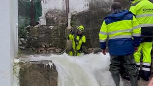 "Früher war es nicht so intensiv" – Regenfälle in Andalusien verwandeln Treppen in Sturzbäche 