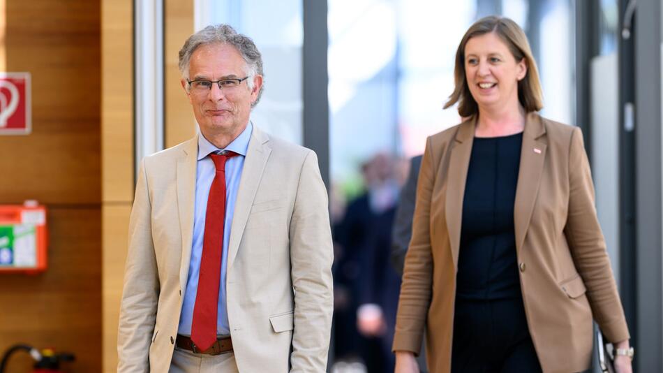 Im Gleichschritt zur Konsolidierung