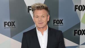 Gordon Ramsay spricht über die Hochzeit von Brooklyn Beckham.