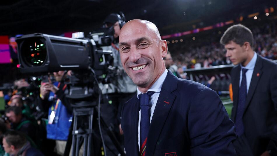 Spaniens Verbandspräsident Luis Rubiales vor der Siegerehrung nach dem WM-Finale 2023