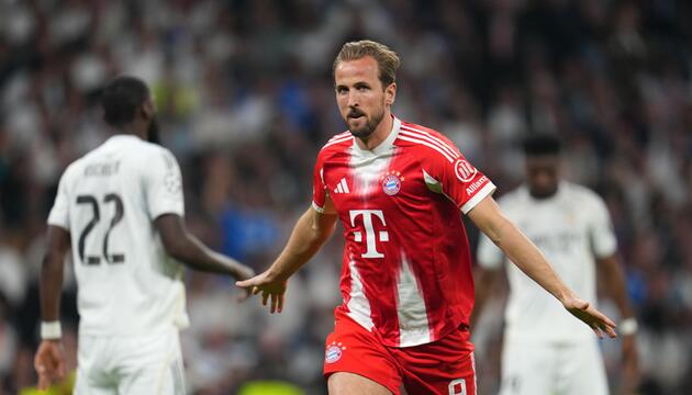 Harry Kane (FC Bayern) bejubelt das 1:0.